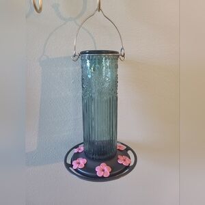 Humming bird feeder